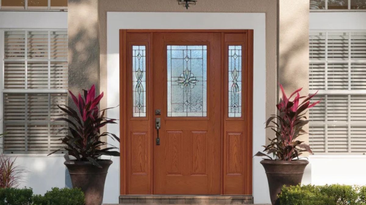 When Is the Right Time to Replace Your Front Door in Fresno, CA?