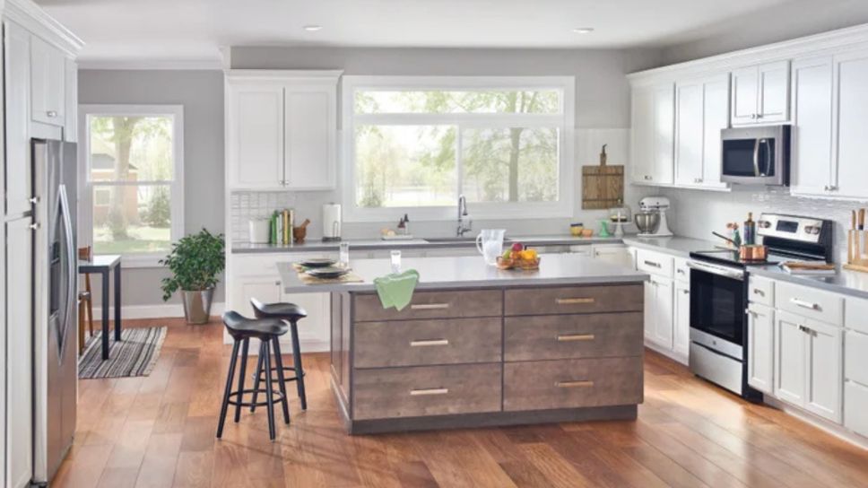 How Replacement Windows Enhance Curb Appeal and Property Value