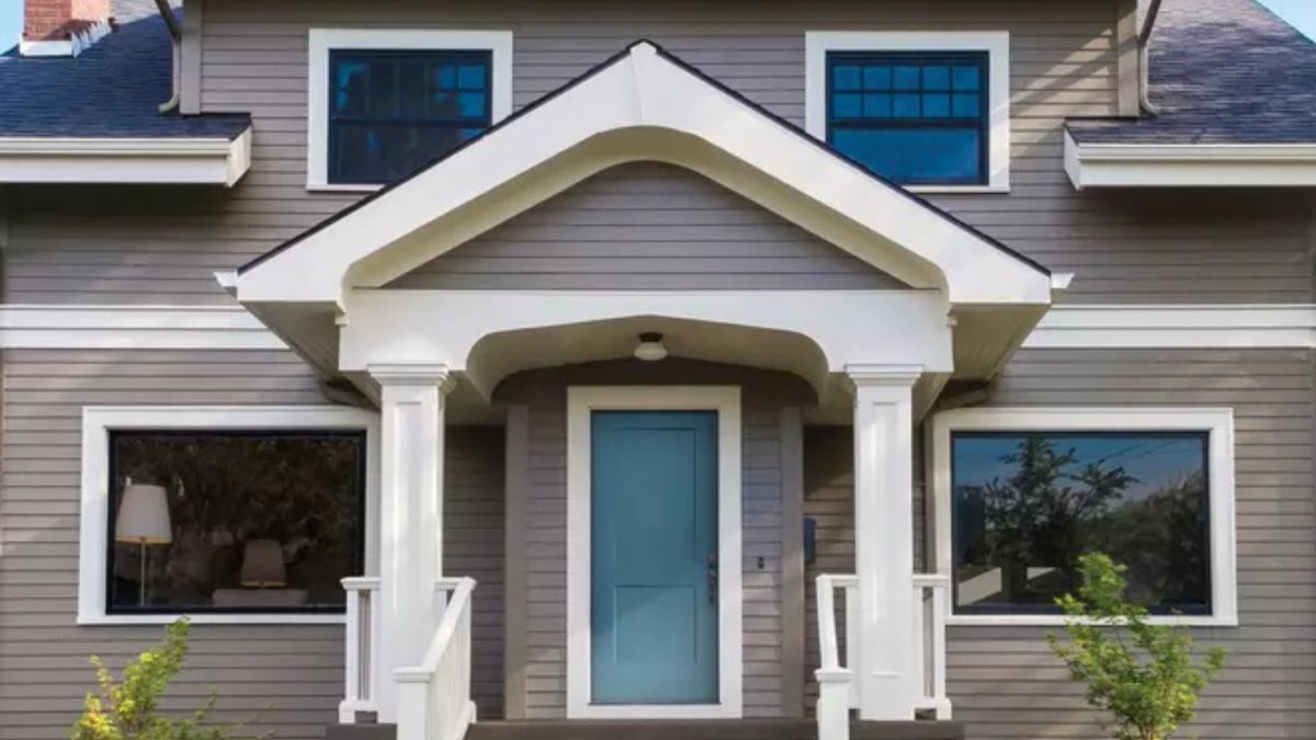 How to Choose the Right Replacement Door Style for Your Fresno Home