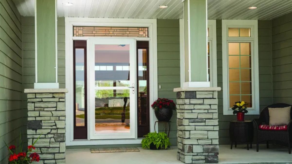 What Fresno Homeowners Should Look for in a Durable Replacement Door
