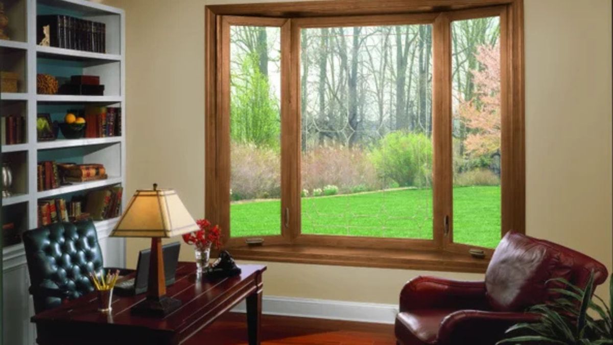 Why Do Windows Fog Between the Glass in Fresno Homes?